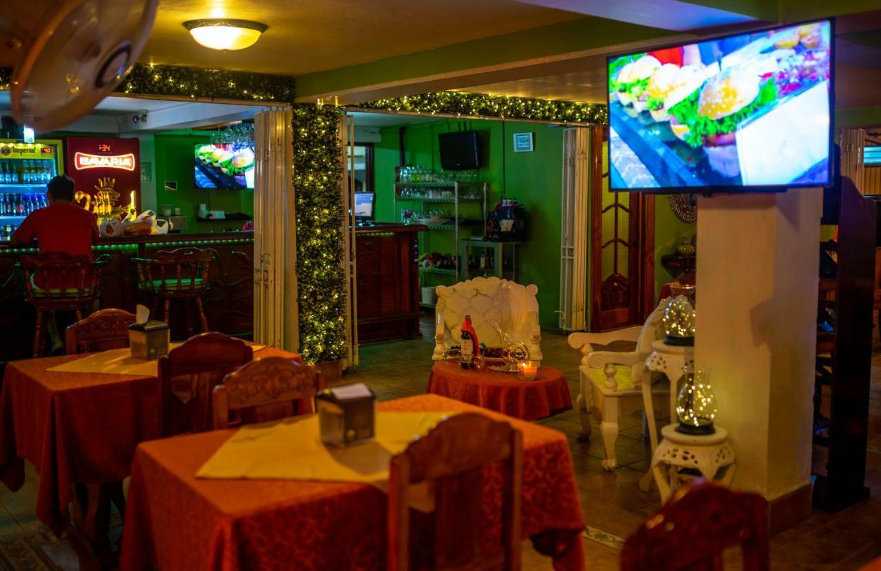 Hotel Andrea Neily Zewnętrze zdjęcie